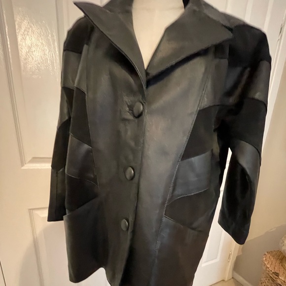 Taylor made leather and suede jacket. Size AU16 - Picture 2 of 12